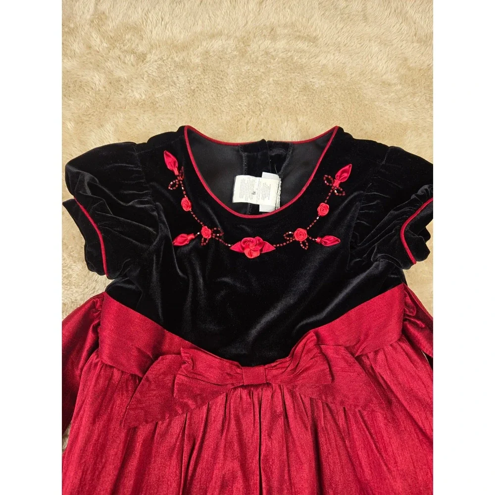 Jona‎ Michelle Girls Black Velvet Red Rose Trim Dress Sparkle Skirt Size 6